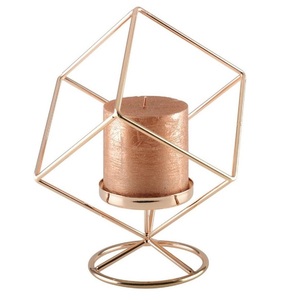 Nuevo Portavelas con Base Resistente, Perfecto para Mantener las Velas Seguras en Interiores y Exteriores, Tamaño y Forma Personalizables - Product Image 1