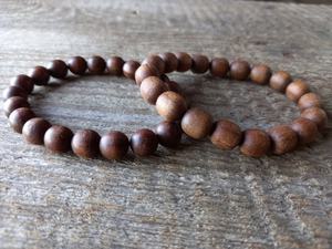 Pulsera de Cuentas Redondas de Madera Ecológica Hecha a Mano con Acabado Natural, Joyería Moderna y Ligera para Uso Diario - Product Image 2
