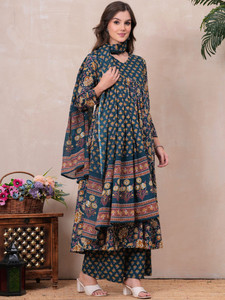 <b>Women</b> Floral Printed Blue Cotton <b>Kurta</b> Palazzo Set Dupatta V-Neck Regular Fit Knee-Length Traditional Ethnic Casual Wear Quick - Product Image 5