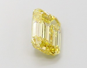 Diamant synthétique CVD de laboratoire 1,60 ct Jaune Fantaisie Taille Émeraude VVS2 EX Poli, Diamant en vrac, Vente en gros d'usine pour Bijouterie - Product Image 4