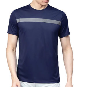 T-shirt pour homme en coton 100% de haute qualité, confortable, fabriqué sur mesure au Pakistan, manches courtes, motif uni, impression numérique, en vente - Product Image 1