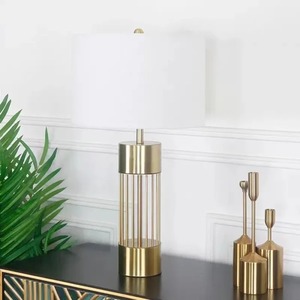 Lampe de table moderne en or KS International, faite à la main, écologique, avec abat-jour blanc à impression numérique pour chambre à coucher et salon - Product Image 1