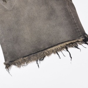 Shorts en jean déchirés taille haute pour homme, coupe droite, bords bruts, décontractés, en coton, style streetwear, tendance du moment - Product Image 4