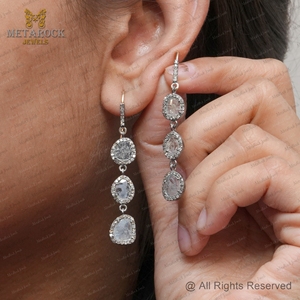 Pendientes Colgantes Victorianos de Plata 925 Oxidada con Diamantes Naturales Pavé y Diamantes Polki, Joyería Fina Hecha a Mano al por Mayor - Product Image 4