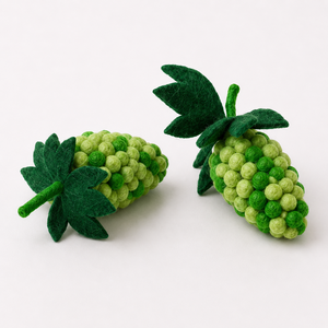 Juguete Educativo de Fieltro Hecho a Mano con Conciencia Ecológica, Diseño de Uva, Lana Verde para Niños de 3 a 6 Meses, Unisex, Marca Mahaguthi Craft - Product Image 2