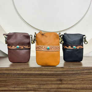 Riñonera de Motocicleta de Cuero Vacuno Hecha a Mano con Diseño Personalizado del Fabricante, Bolsa de Viaje de Moda para Mujer - Product Image 4