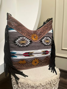 กระเป๋าหนังแท้สำหรับผู้หญิง, กระเป๋าหนังอานแอซเท็กทรงพาดลำตัวแบบตะวันตก - Product Image 2