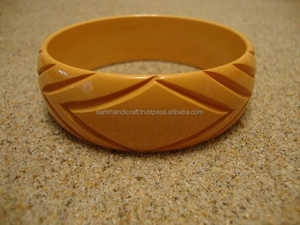 Bijoux en résine Bracelet jonc en résine multicolore Fabriqué à la main de style indien Designer traditionnel Cadeau de bijoux de mode unique - Product Image 2