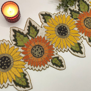 Camino de Mesa Moderno Hecho a Mano de Algodón para Comedor, Decoración Festiva Bordada con Cuentas de Semillas - Product Image 2