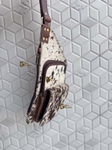 Bolso de Hombro de Cuero Vacuno, Moderno y Elegante, Bolso de Viaje Fácil de Llevar, Cinturón Portamonedas, Bolsos Multiusos Unisex - Product Image 3