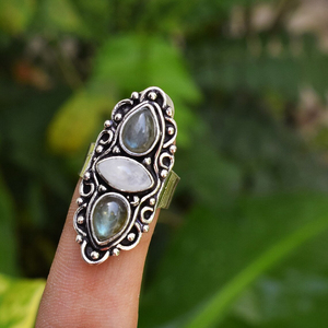 Natural <b>Labradorite</b> <b>Ring</b> 925 Sterling Silver Gemstone Jewelry Designer Handmade <b>Ring</b> for Women - Product Image 2