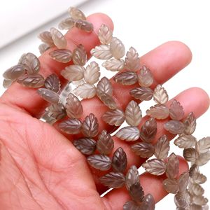 Perles de pierre de lune grise naturelle AAA en forme de feuille, sculptées à la main, 10x11MM, perles de pierre de lune en vrac pour la fabrication de bijoux, vente en gros - Product Image 2