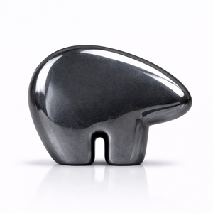 Figura de Oso de Hematita Natural Estilo Zuni, Tallada a Mano y Pulida, para Decoración del Hogar y Regalos - Product Image 1