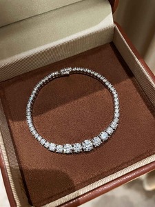 Indian Manufactured Fashion Diamond <b>Bracelet</b> for Women Gold Plated Luxury <b>Bracelet</b> for Anniversary and Gift Use For Sale - Product Image 1