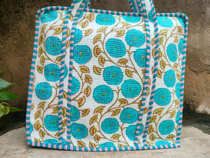 Nuevo Bolso Tote de Algodón Acolchado, Estilo Bohemio Elegante, Hecho a Mano, con Cierre de Cremallera, Costura Kantha, Amplio, para Llevar al Hombro - Product Image 2