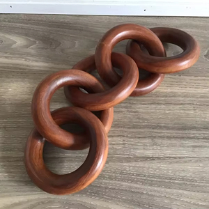 Cadena de Adornos Circulares de Madera Pulida, Decoración Rústica para el Hogar, Artesanía Natural Duradera Hecha a Mano en India - Product Image 1