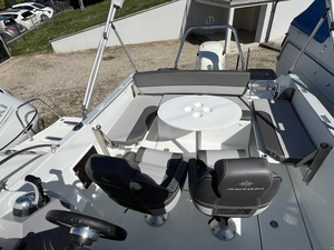 J-e-a-n-n-e-a-u C-A-P C-A-M-A-R-A-T 7.5 W-A S-E-R-I-E-2 - Product Image 3