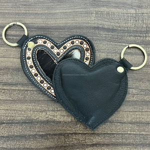 2026 Premium High Quality Black Cowhide <b>Leather</b> Heart Shape Keychain Holder Western <b>Leather</b> Keyring Accessory Wholesale Supplier - Product Image 6