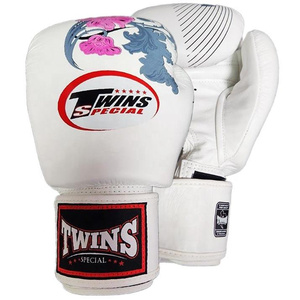 Guantes de Boxeo Profesionales de Cuero Duradero de Alta Calidad, Cierre de Gancho y Bucle, Excelente Protección para Manos y Muñecas, Interior Cómodo - Product Image 1