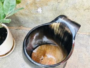 Taza Ecológica de Cuerno de Buey y Búfalo Pulido, Diseño Artesanal Moderno para la Elegancia Diaria y para Beber Cerveza - Product Image 4