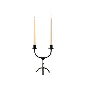 Candelabro Moderno de Hierro Forjado Negro con 2 Brazos en Forma de U, Portavelas Cónico de Metal Minimalista, Centro de Mesa para Comedor - Product Image 1