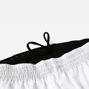 Conjunto de Camiseta de Fútbol para Hombre, Rojo y Blanco a Cuadros, Cuello en V, Manga Corta, 100% Poliéster, Transpirable, para Todas las Temporadas, Corte Regular para Adultos - Product Image 3