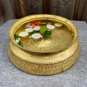 Brass Pedicure Spa <b>Bath</b> Bowl Foot Soak Warming Relaxation Massage Tub Flower Decoration Bowls Spa Essentials Pedicure Basin - Product Image 1