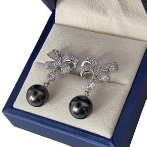 Pendientes Largos de Plata 925 con Perla Negra Natural, Estilo Pequeño y Elegante, Versátiles y a la Moda, 10-9 mm, Casi Impecables - Product Image 5