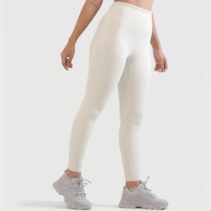 Leggings de yoga pour femmes, personnalisables avec logo, respirants, confortables, extensibles, vêtements de sport, nouvelle arrivée, très demandés. - Product Image 5