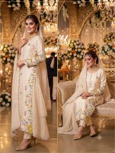 ESTA TEMPORADA DE BODAS, LLEVA NUESTRO HERMOSO TOP BORDADO CON LENTEJUELAS, SARARA CON DUPATTA - Product Image 2