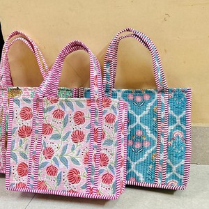 Sac fourre-tout matelassé en toile de coton à imprimé floral abstrait, sac à main imprimé au bloc, sacs de shopping, sac de plage, sacs de voyage et sacs à bandoulière - Product Image 1