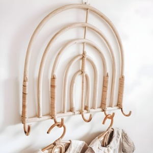 Adorable gancho para colgar en la pared de ratán con forma de arcoíris para ropa de bebé, accesorios para habitación de guardería, ganchos de montaje en pared naturales - Product Image 5