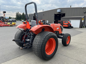 Tractor M6060HD 2015, Equipo Premium Listo para Exportación, Suministro a Granel de Alta Resistencia - Product Image 2