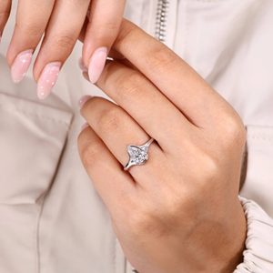 Bague de fiançailles et de mariage en diamant taille poire serti à griffes, 1,50 carat, diamant de laboratoire, plaqué or 14 carats, bijoux en vermeil éternité - Product Image 5