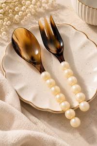 Ensemble de service élégant en résine corne naturelle pour salade, 2 pièces, qualité supérieure, compatible lave-vaisselle, accessoires de cuisine modernes et luxueux, articles de table de luxe - Product Image 4
