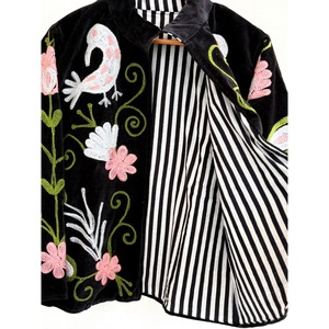 Chaqueta Corta de Terciopelo 100% Algodón, Tejida y Bordada a Mano, con Estampado Floral de Aves, Cuello Mao, para Mujer, Invierno, Marca SHYAM EXPORT - Product Image 3