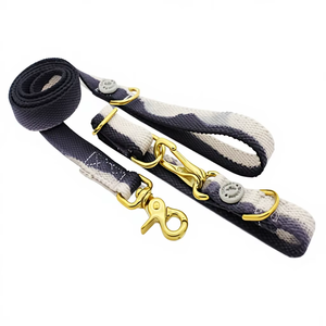 Collier pour chien en toile fait main avec boucle de fixation pour laisse et décoration en rubans - Product Image 1