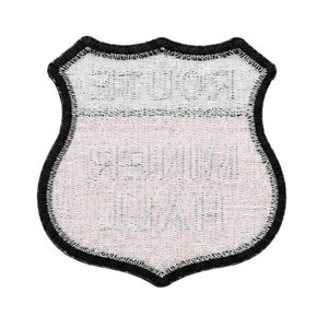 Badge décoratif magnétique brodé en chenille noir, rose et vert pour vêtements, vestes, sweats à capuche, casquettes, sacs et accessoires de mode - Product Image 3