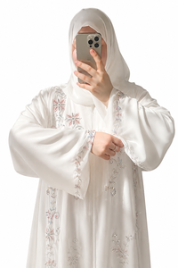 Abaya en satin blanc pour femmes, robe musulmane à manches longues, brodée de perles, longueur au sol, élégante, tenue pour le Ramadan - Product Image 3