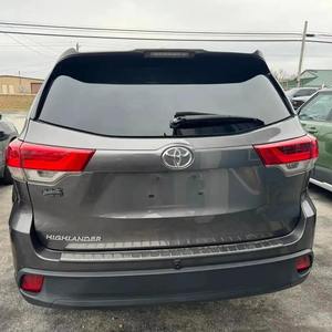 Para vehículos usados: Toyota Highlander SUV 2025 en perfecto estado - Product Image 5