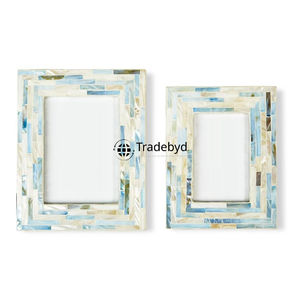 Marco de Fotos de Lujo con Incrustaciones de Concha y Madreperla, Hecho a Mano, Acabado Brillante, Calidad Premium, por Tradebyd - Product Image 3