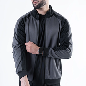 Ensemble survêtement coupe-vent personnalisé surdimensionné imprimé et brodé – Tenue de sport décontractée deux pièces élégante, respirante et écologique 100 % - Product Image 2