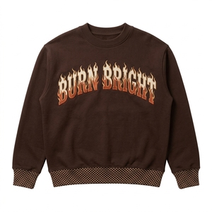 Sudadera Oversize Marrón de Cuello Redondo para Hombre con Letra de Llama Bordada, Puños de Parches de Puntos de Polka y Estilo Casual - Product Image 1