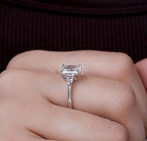 Wonderful IGI Certified Radiant Cut Lab Diamond 10K 14K 18K Solid Gold Engagement <b>Three</b> Stone Diamond Ring Baguette Cut Ring - Product Image 5