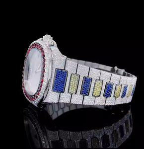 Montre à mouvement quartz pour homme Prime Signature avec finition diamant moissanite, style élégant et professionnel, idéale pour les rassemblements sociaux - Product Image 3