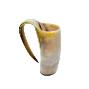 Juego de 4 Tazas Ecológicas de Cuerno de Búfalo Pulido con Diseño de Ángel Religioso - Mini Vasos para Fiestas - Product Image 1