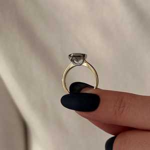 Anillo Solitario con Diamante Cultivado en Laboratorio de 3 Quilates, Corte Marquesa, Claridad VVS2, Engaste en Bisel, Anillo de Compromiso de Dos Tonos, Certificado IGI - Product Image 6