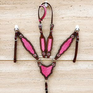 Ensemble de têtière et de peitorale en cuir rose gaufré crocodile de qualité supérieure avec conchos décoratifs, équipement d'équitation western - Product Image 1
