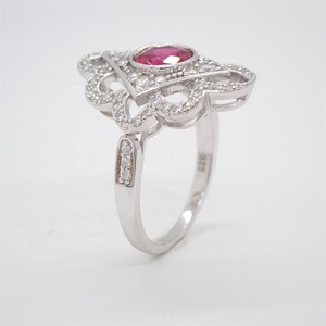 2025 Bague de cocktail en argent sterling 925 pour femme de style classique Créé en laboratoire Pierre de zircon rouge Plaqué rhodium à 4 couches Décembre - Product Image 2