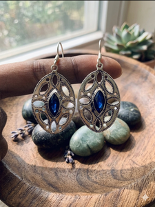 Pendientes de plata alemana de alta calidad con circonita estilo filigrana, joyería al por mayor para mujer, hechos a mano. - Product Image 4